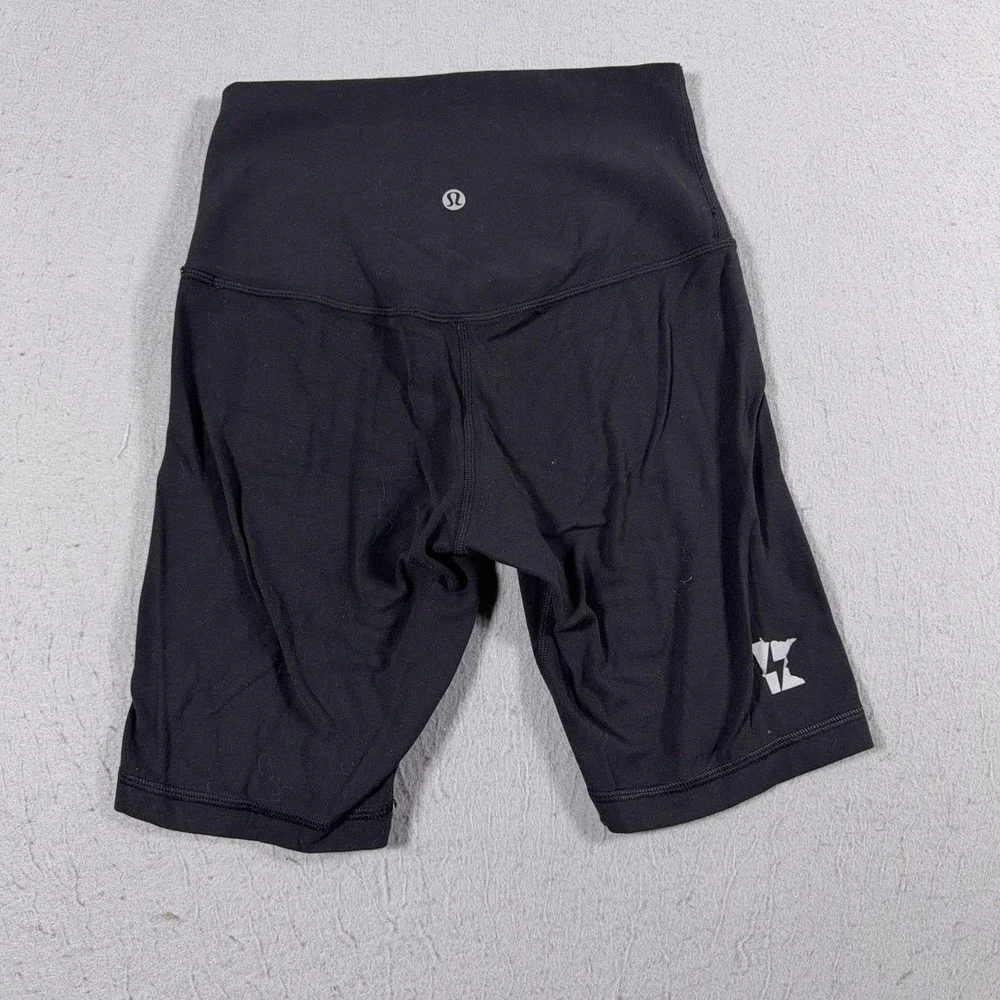 Lululemon Shorts Womens 4 Black‎ High Rise Bike Compression Athletic Gym Yoga